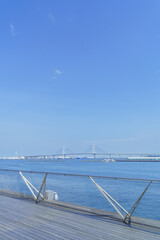日本の風景｜神奈川県横浜市｜横浜・大さん橋からみる横浜ベイブリッジ