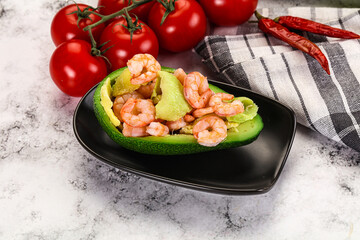 Dietary avocado cut with prawn