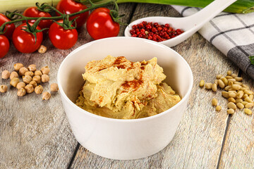 Natural chickpea hummus with paprika