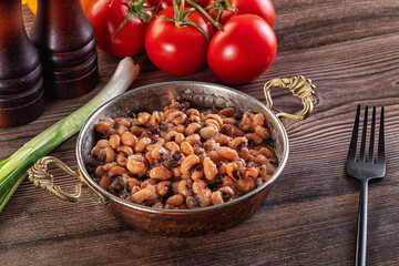 Canned Black eye bean in the bowl