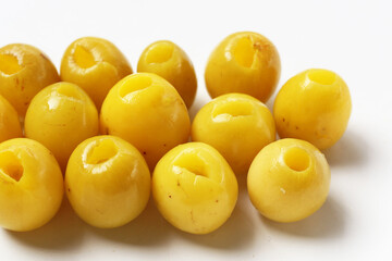 Pickled jujube fruits with a sweet and tangy flavor.