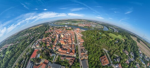 Sonniger Spätsommertag am unterfränkischen Main rund um Marktbreit