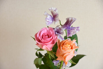 薔薇とスイートピー