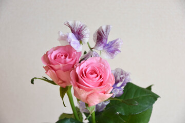 ばらとスイートピー