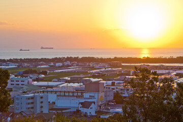 Obraz premium Aerial Views of Wakaura bay and Wakayama town from Kimiidera area.