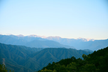 陣馬形山から見る南アルプス