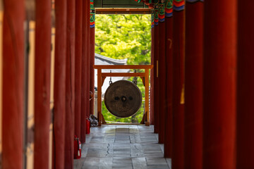 corridor, and a Korean gong called jing at the Buddhist temple building
