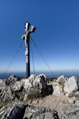 Gipfelkreuz auf dem Breitenstein im bayrischen Voralpenland