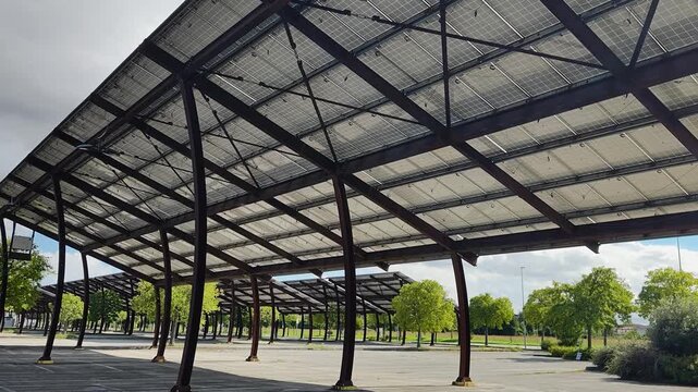 Pensiline fotovoltaiche