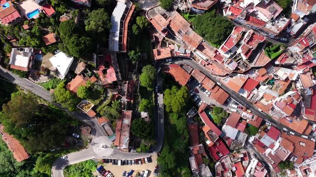Vuelo de dron sobre Taxco, Guerrero. M&eacute;xico