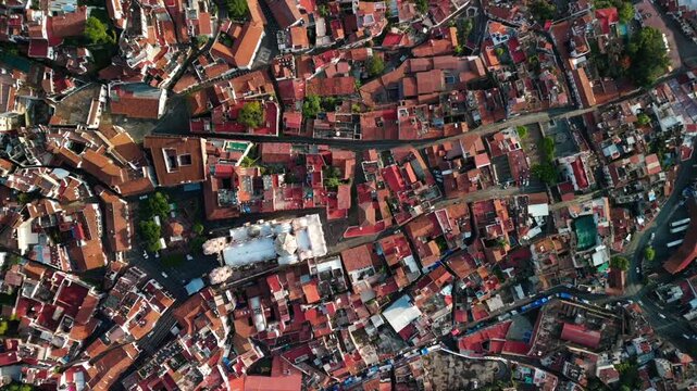 Vuelo de dron sobre Taxco, Guerrero. M&eacute;xico