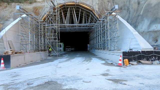 Ourense, Galicia, Spain tunnel construction,
September 25, 2025
Rante as part of the AVE high-speed train route. A key stage in the modernization of the railway network