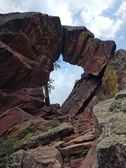 Royal Arch Rock Formation on Chautauqua Trail in Boulder, Colorado – Scenic Mountain Hike with Natural Stone Arch and Rugged Rocky Mountain Landscape