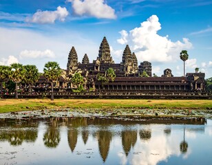 Obraz premium Majestic Angkor Wat temple reflected in a serene pond (1)