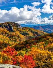 Obraz premium Autumn mountain vista
