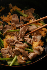 豚肉と小松菜の中華風卵炒め