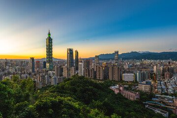 Fototapeta premium Scenery of Taipei city, the capital of Taiwan