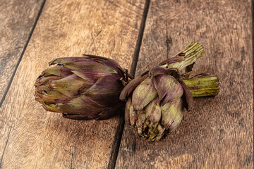 Organic food - Ripe raw green artichoke
