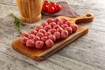 Raw beegf meatball for cooking