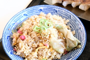 お店のチャーハン