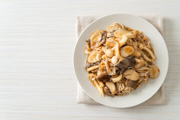 Stir fried mixed mushroom with oyster sauce