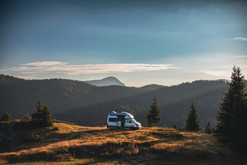 Wild camping in the mountains with a van © Wilko Dirks