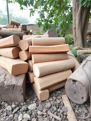 Wooden pressed briquettes Pini Kay from biomass.