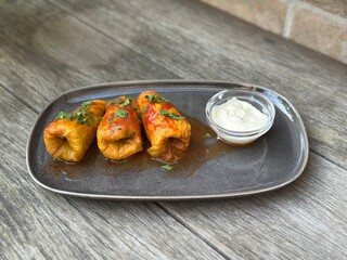 chicken wings with sauce