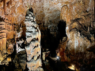 The Divača Cave, Slovenia - Die Höhle von Divaca, Slowenien - Divaška jama, Slovenija - La grotta Divača, Slovenia