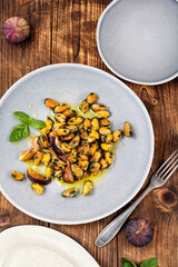 Steamed mussels and figs.