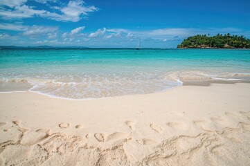 Obraz premium Top view of a sandy summer beach scene
