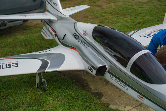 Flugplatzfest, Spitzerberg, Austria, Europe - Sep 27, 2025: High-Detail RC Jet Model of L-39 Albatros on Grass Airfield, Aviation Hobby Event