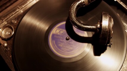 4K Record Player: Playing Vinyl Disc