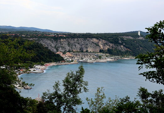Blick vom Rilkeweg auf den Golf von Triest