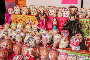 Calaveras de Azúcar para Celebración de Día de Muertos sen México © Guillermo Aparicio S