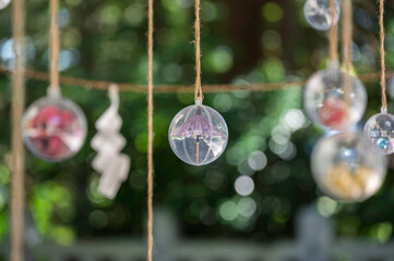 光と風と、吊り飾りの詩