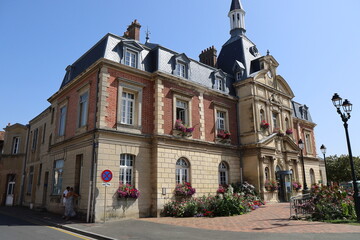 Obraz premium Mairie, vue de l'extérieur, village de Cabourg, département du Calvados, France