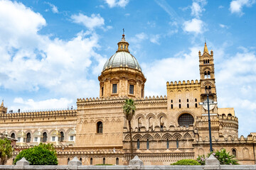 Naklejka premium View of streets of Palermo, citylife, ancient baroque churches, old narrow streets, Norman palaces, markets, Sicilian vacation destination, South of Italy