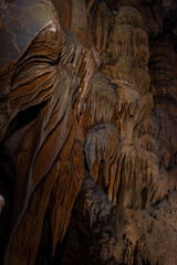 석회동굴의 신비로운 풍경