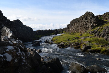 Il parco nazionale di Þingvellir (dalle parole islandesi "Þing", parlamento, e "vellir", pianura) è un'area naturale protetta dell'Islanda che si trova nella parte sud-occidentale dell'isola
