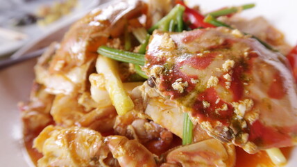 タイ料理のプーパッポンカレー