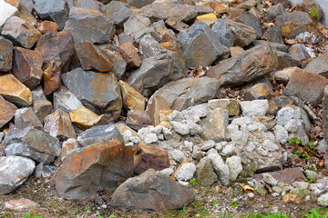 Bauschutt und Granit