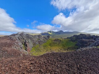 Il cratere di Saxhóll si è formato circa 3.000 anni fa, durante un'eruzione vulcanica © silvye