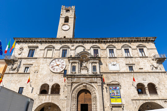 Palazzo dei Capitani del Popolo in Ascoli Piceno, Italy
