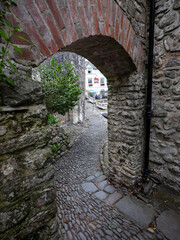 narrow street of fishing village of clovelly in north devon