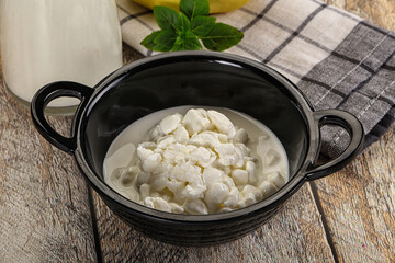Grain cottage cheese with sour