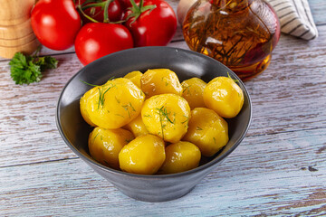 Boiled young potato with oil