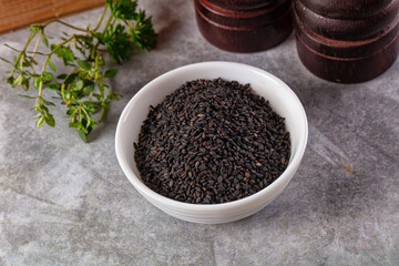 Black raw dry sesame seeds