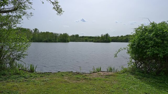 See, Landschaft, Wald, Wasser, Himmel, Wolken, Fr&uuml;hling, Erlensee, Hanau, Hessen, Deutschland, Europe