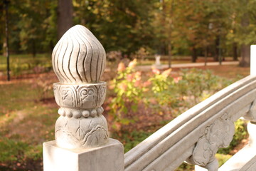 Fototapeta premium statue in a park